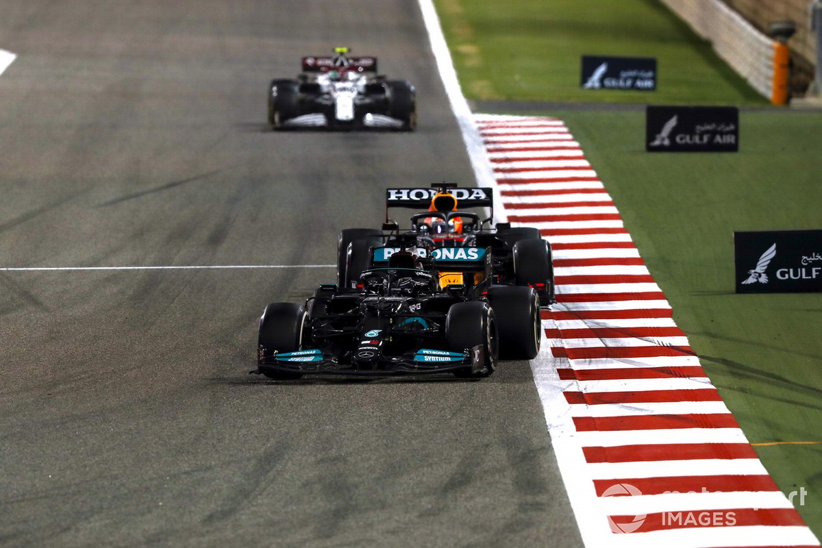 Lewis Hamilton, Mercedes W12 Max Verstappen, Red Bull Racing RB16B