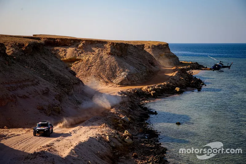 #300 X-Raid Mini JCW Team: Carlos Sainz, Lucas Cruz