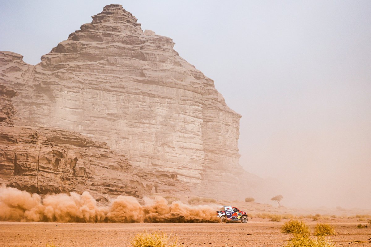#301 Toyota Gazoo Racing: Nasser Al-Attiyah, Matthieu Baumel