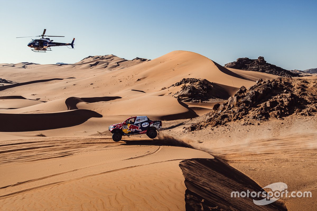 #301 Toyota Gazoo Racing: Nasser Al-Attiyah, Matthieu Baumel