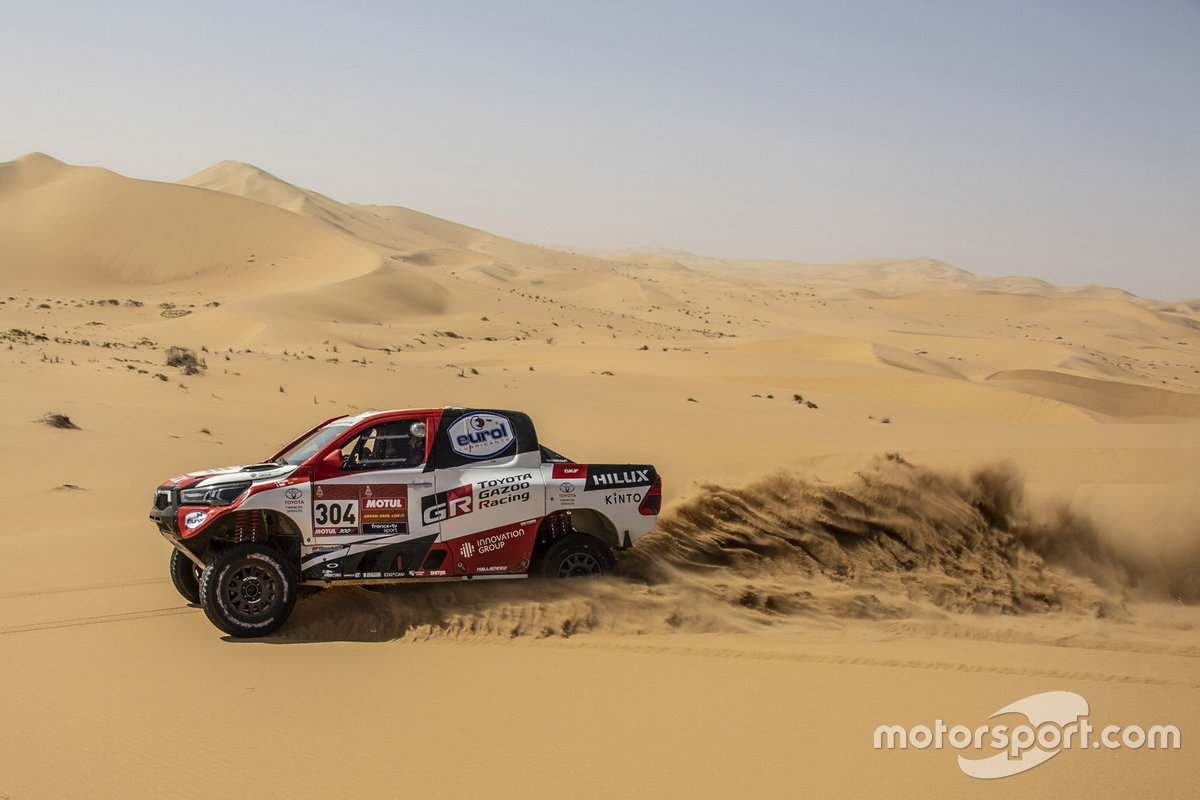 #304 Toyota Gazoo Racing Toyota Hilux: Giniel de Villiers, Alex Haro