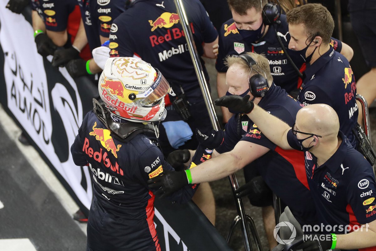 Ganador de la pole Max Verstappen, Red Bull Racing
