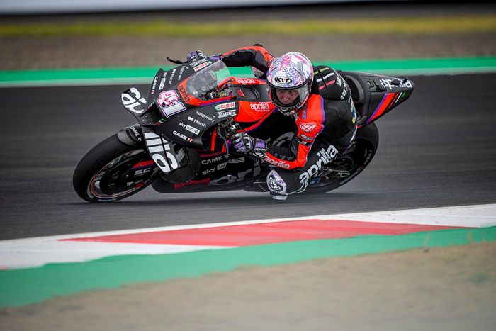 Aleix Espargaro, Aprilia Racing