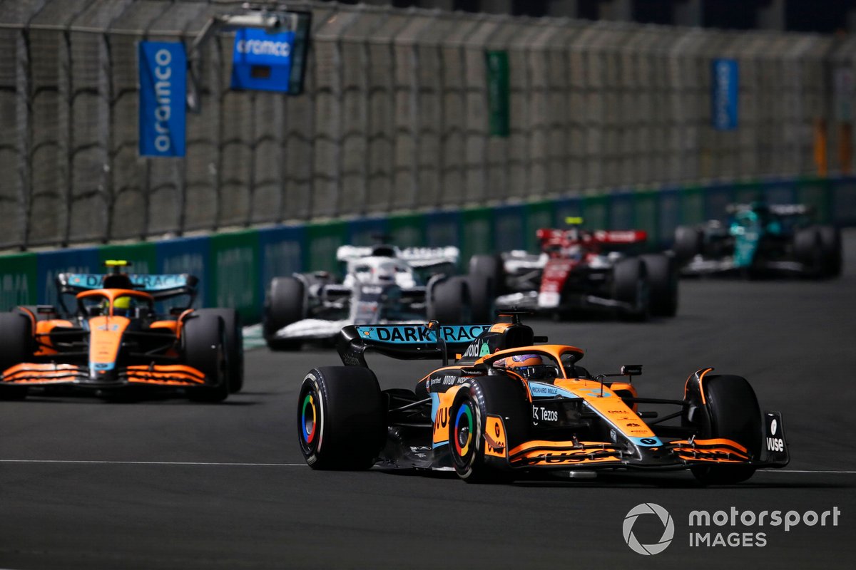 Daniel Ricciardo, McLaren MCL36, Lando Norris, McLaren MCL36, Pierre Gasly, AlphaTauri AT03