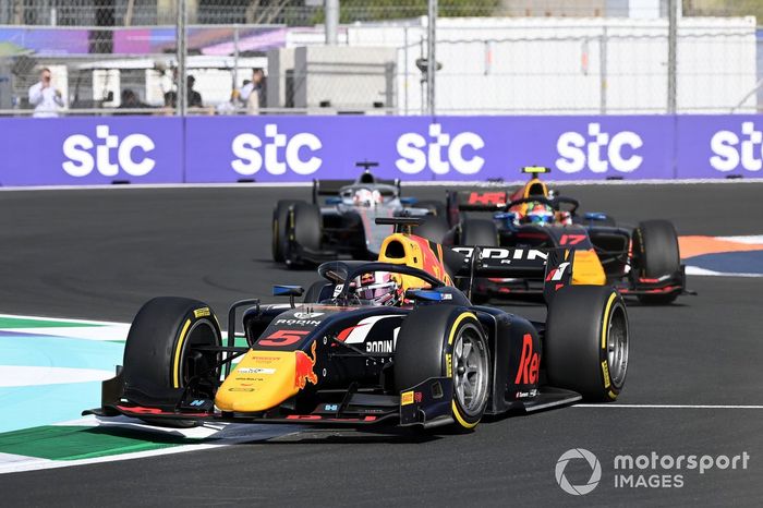 Liam Lawson, Carlin, Ayumu Iwasa, Dams 