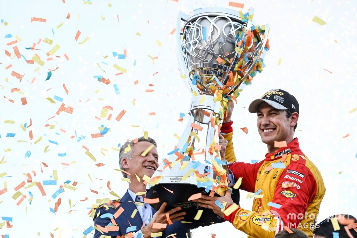 2022: Joey Logano (Penske-Ford)