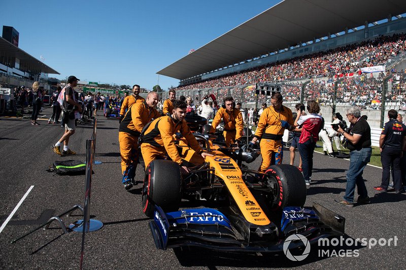 Carlos Sainz Jr., McLaren MCL34