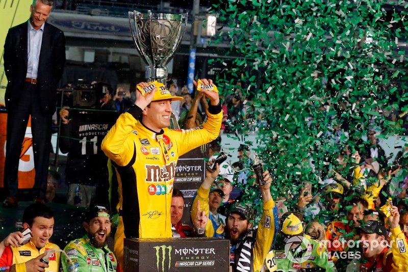 NASCAR Cup-Champion 2019: Kyle Busch, Joe Gibbs Racing, Toyota Camry M&M's