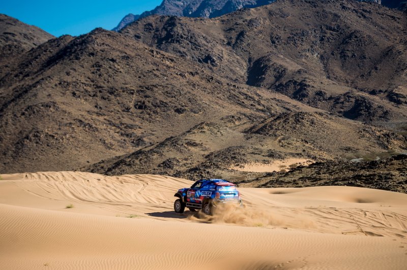 #303 JCW X-Raid Team: Jakub Przygonski, Timo Gottschalk
