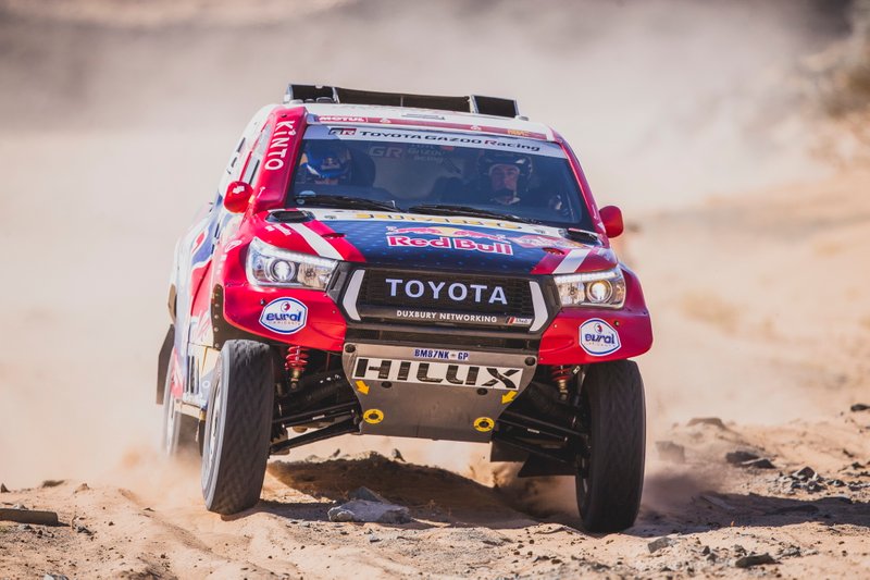 #304 Toyota Gazoo Racing: Giniel De Villiers, Alex Haro Bravo