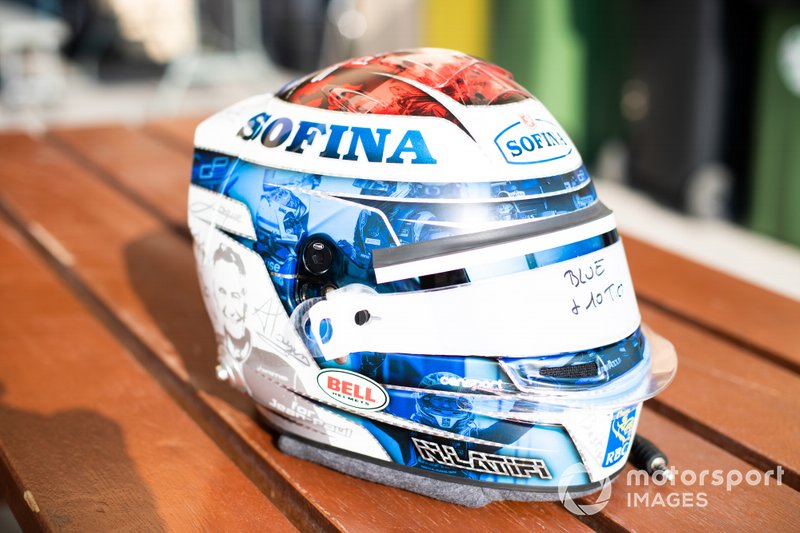 Il casco di Nicholas Latifi, Dams