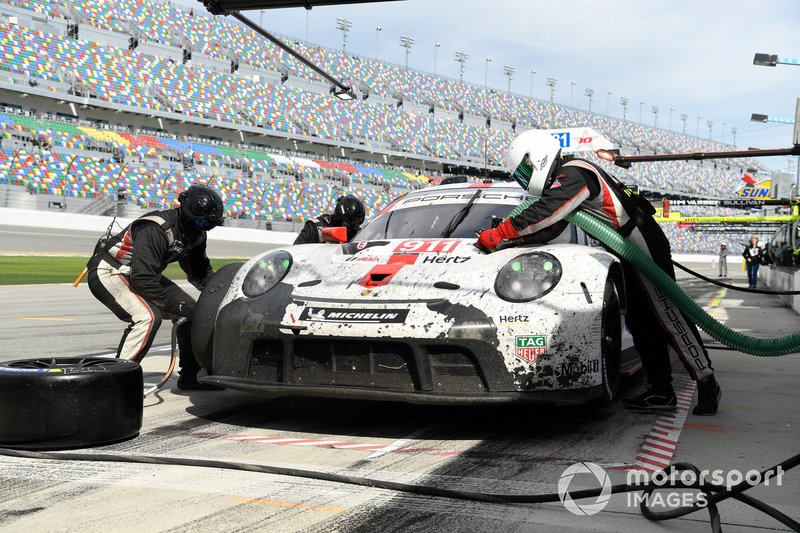 #911 Porsche GT Team Porsche 911 RSR: Nick Tandy, Frederic Makowiecki, Matt Campbell