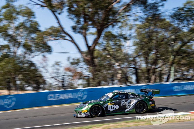 #912 Absolute Racing Porsche GT3 R: Dirk Werner, Matteo Cairoli, Thomas Preining
