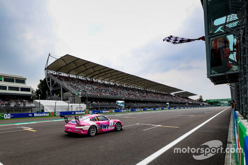 Il vincitore della gara Michael Ammermüller, BWT Lechner Racing