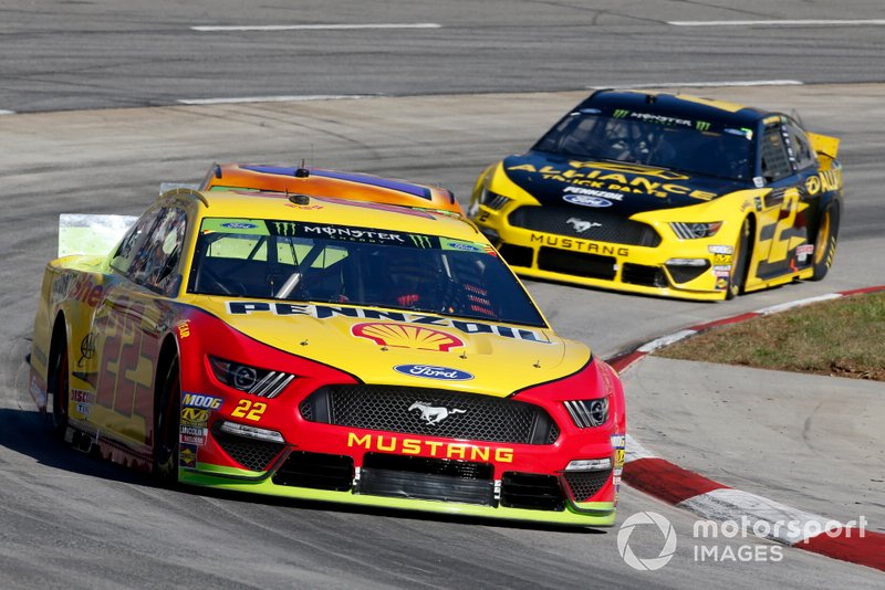 Joey Logano, Team Penske, Ford Mustang Shell Pennzoil, Brad Keselowski, Team Penske, Ford Mustang Alliance Truck Parts