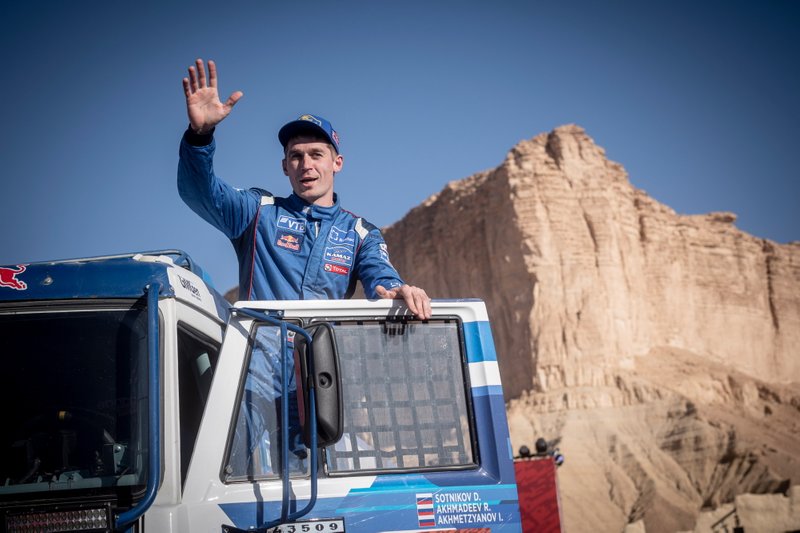 #501 Team KAMAZ Master: Dmitry Sotnikov