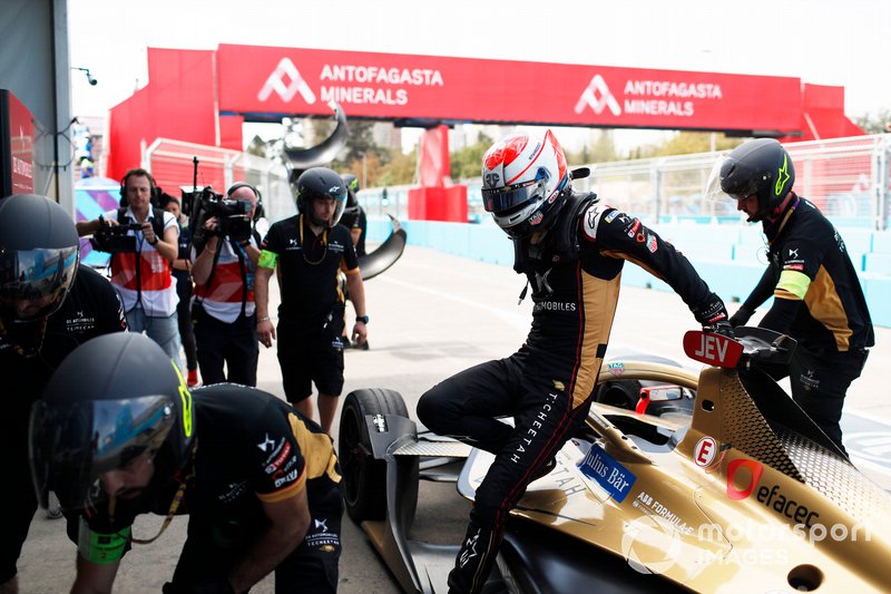 Jean-Eric Vergne, DS Techeetah, DS E-Tense FE20, retires from the race
