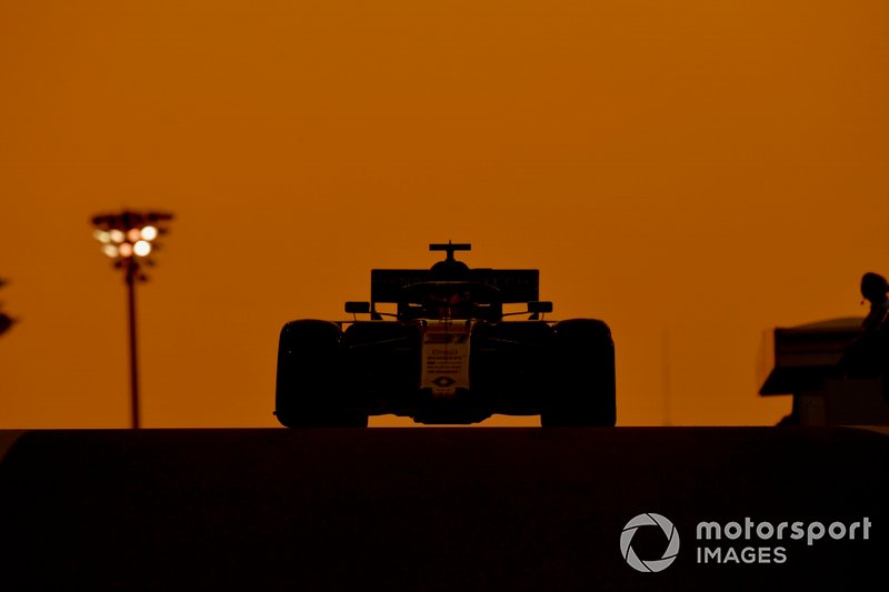 Esteban Ocon, Renault F1 Team R.S. 19