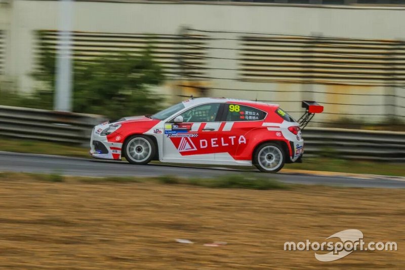 Ma Qing Hua, Freely Racing, Alfa Romeo Giulietta TCR