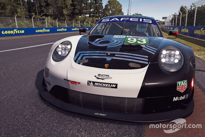 #93 Porsche Esports Team Porsche 911 RSR: Nick Tandy, Ayhancan Güven, Joshua Rogers, Tommy Ostgaard