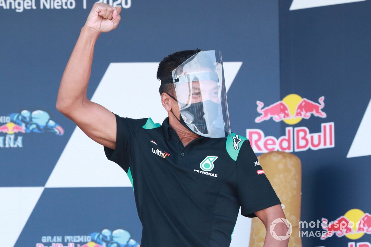 Razlan Razali , Petronas Yamaha SRT en el podio