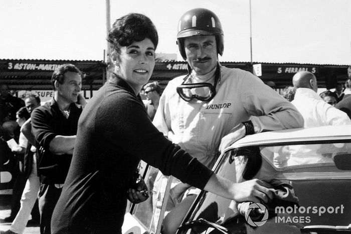 Graham Hill, Ferrari 250GTO con su esposa Bette Hill