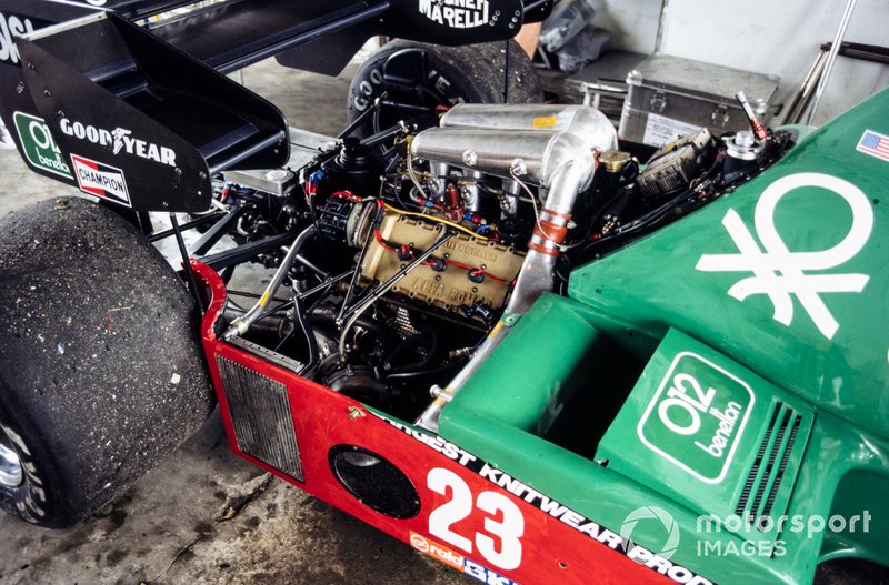 Engine detail on Eddie Cheever's Alfa Romeo 184T