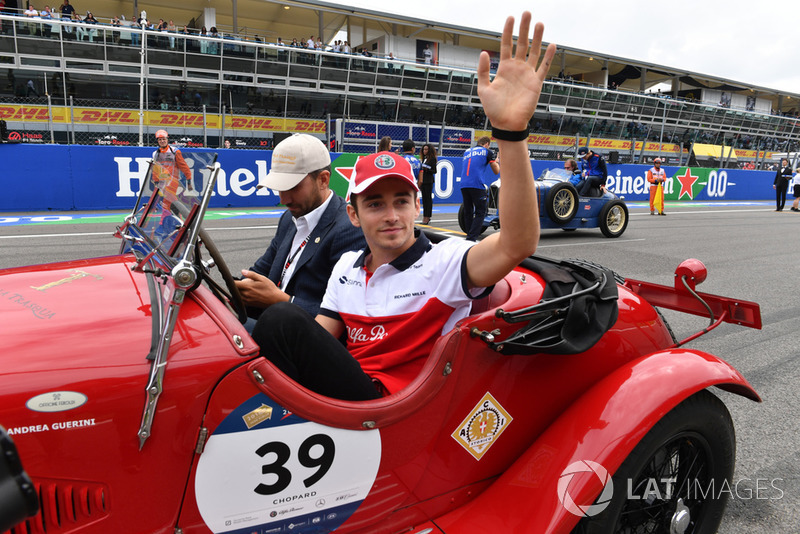 Charles Leclerc, Sauber en el desfile de pilotos