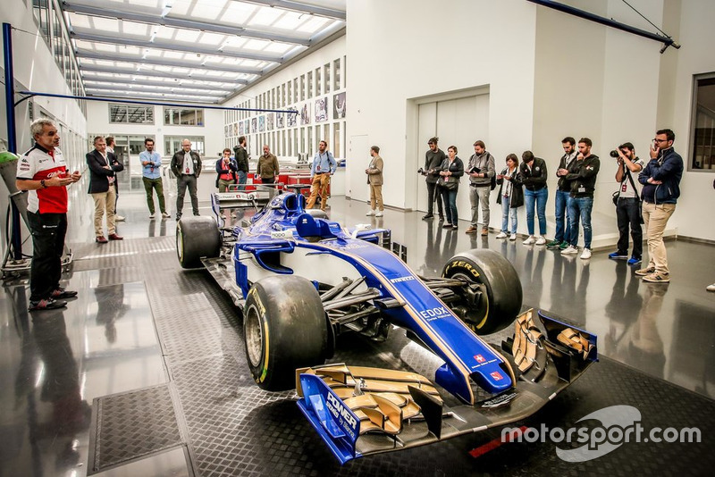 Sauber C36
