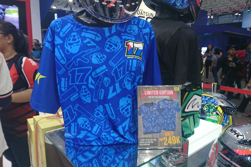 Merchandise kaus Karel Abraham