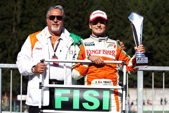 Dr. Vijay Mallya, Force India F1 Team Owner celebrates second position for Giancarlo Fisichella, Force India F1