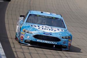 Kevin Harvick, Stewart-Haas Racing, Ford Fusion Busch Light / Mobil 1