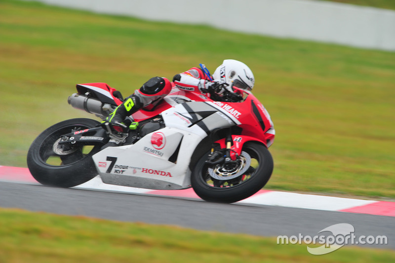 #7 Astra Honda Racing Team