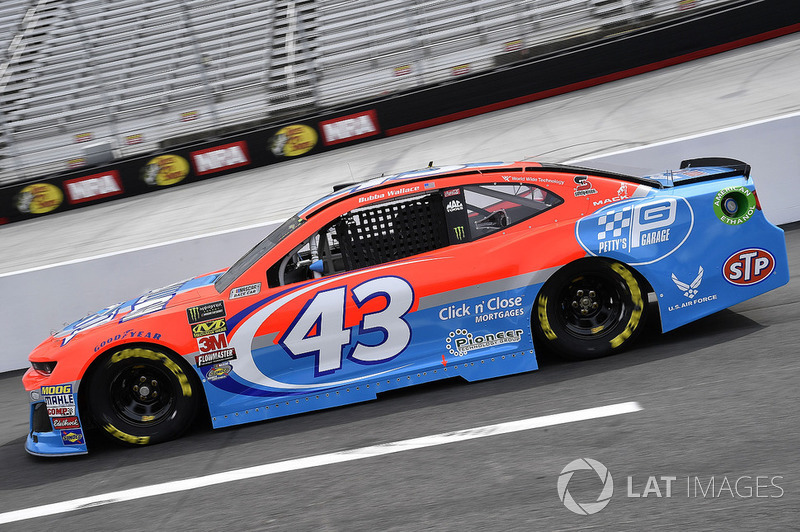 27. Darrell Wallace Jr., Richard Petty Motorsports, Chevrolet Camaro Medallion Bank / Petty's Garage