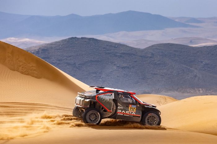 #212 The Dacia Sandriders Dacia: Cristina Gutierrez, Pablo Moreno