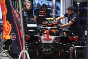 Car of Max Verstappen, Red Bull Racing RB14, nel garage