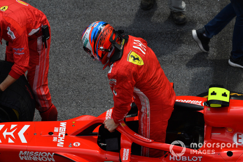 Kimi Raikkonen, Ferrari SF71H on the grid 