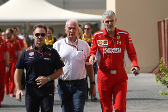 Christian Horner, Team Principal Red Bull Racing, Dr Helmut Marko, consulente Red Bull Motorsport e Maurizio Arrivabene, Team Principal Ferrari