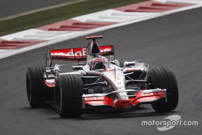 McLaren MP4-22 (2007)