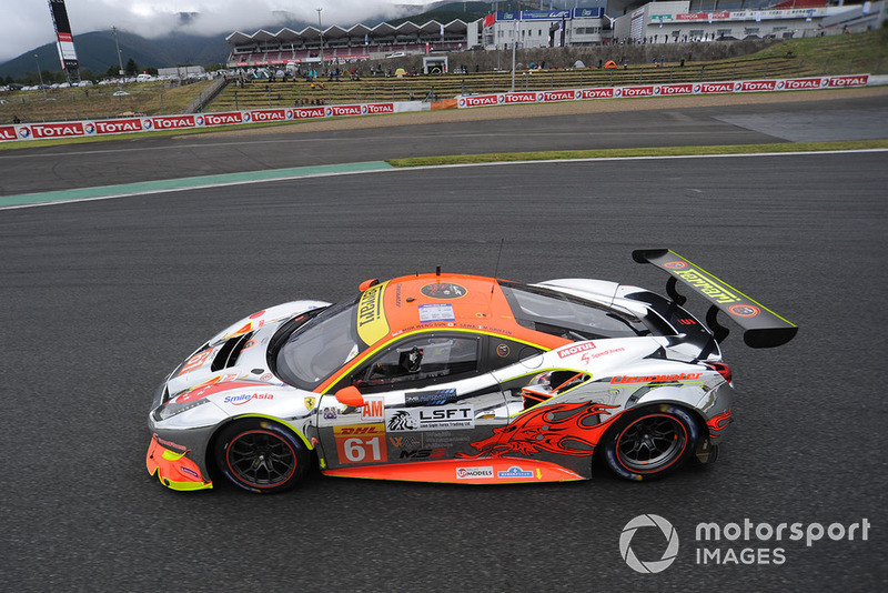 #61 Clearwater Racing Ferrari 488 GTE: Weng Sun Mok, Keita Sawa, Matthew Griffin 