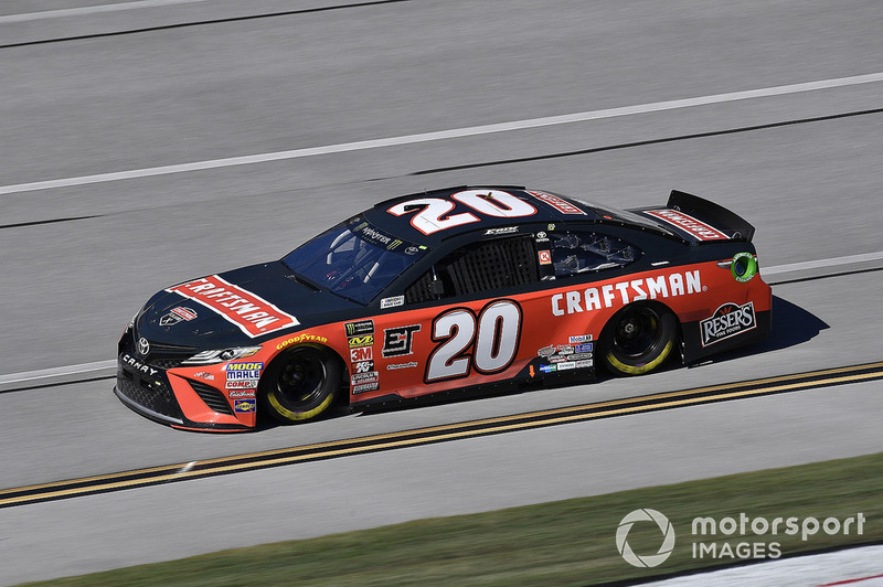 15. Erik Jones, Joe Gibbs Racing, Toyota Camry Craftsman