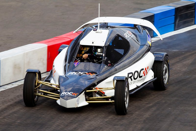 Terry Grant pilote la ROC Car