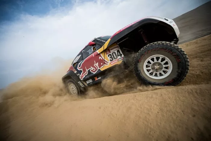 #304 X-Raid Mini JCW Team: Stéphane Peterhansel, David Castera