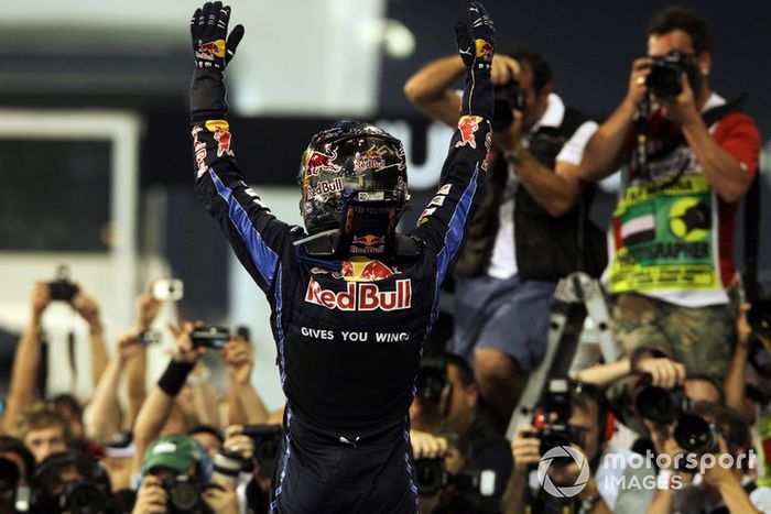 Sebastian Vettel, Red Bull Racing RB6, campeón del mundo 2010