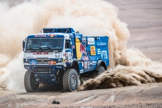 #518 Team Kamaz Master: Andrey Karginov, Igor Leonov, Andrey Mokeev