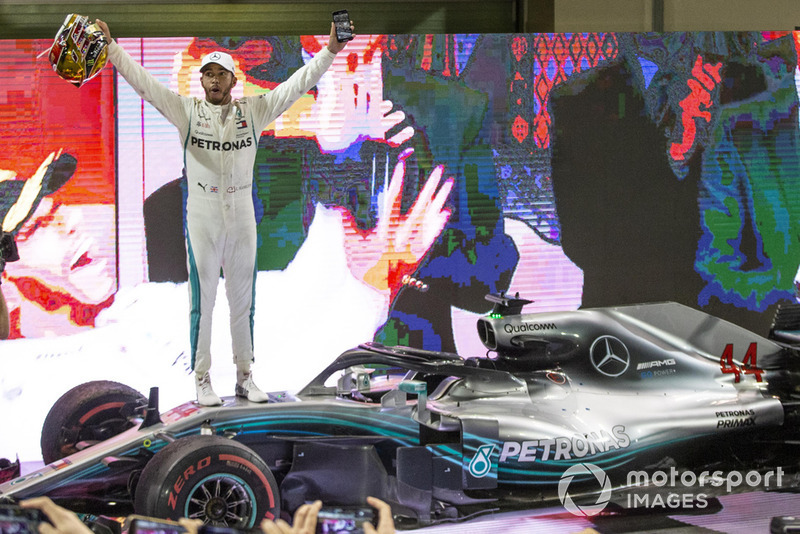 Lewis Hamilton, Mercedes-AMG F1 W09 celebrates in Parc Ferme 