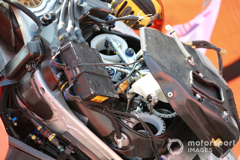 Moto de Jorge Lorenzo, Ducati Team tras la caída