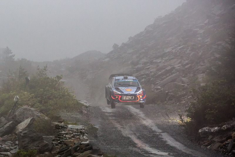 Thierry Neuville, Nicolas Gilsoul, Hyundai Motorsport Hyundai i20 Coupe WRC