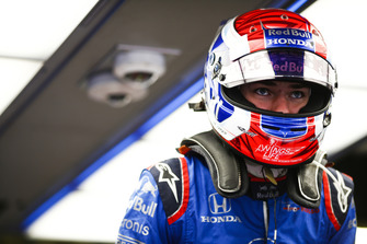 Pierre Gasly, Scuderia Toro Rosso, climbs into the car