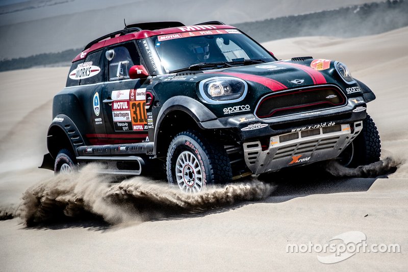 #310 X-Raid Team Mini: Orlando Terranova, Bernardo Graue
